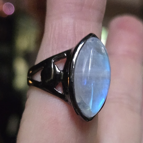 Moonstone 14k marquis cut STUNNING sterling & rhodium ring sz 7.5 - Picture 4 of 8